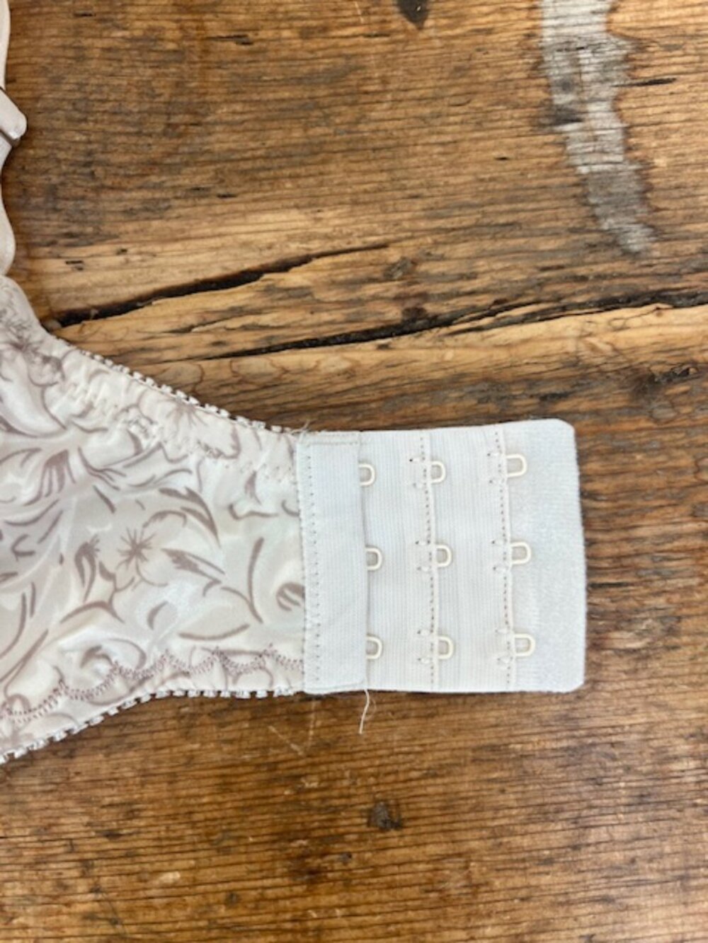 Wonderbra - Picture 3 of 3